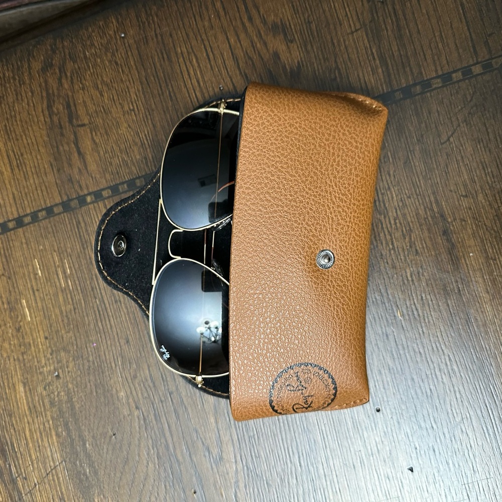 Ray-Ban Brown Glasses with Leather Case